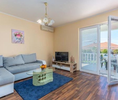Apartment Liam Novigrad Istria Exteriér fotografie